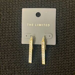 NWOT The Limited Dangle Silver Rhinestone Earrings